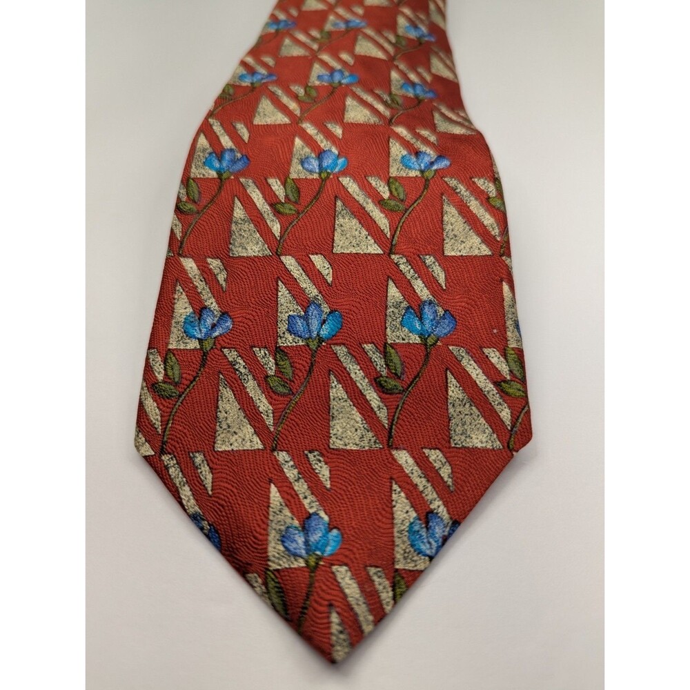 Tom James Red Floral/Geometric Silk Pointed Classic Necktie Tie
